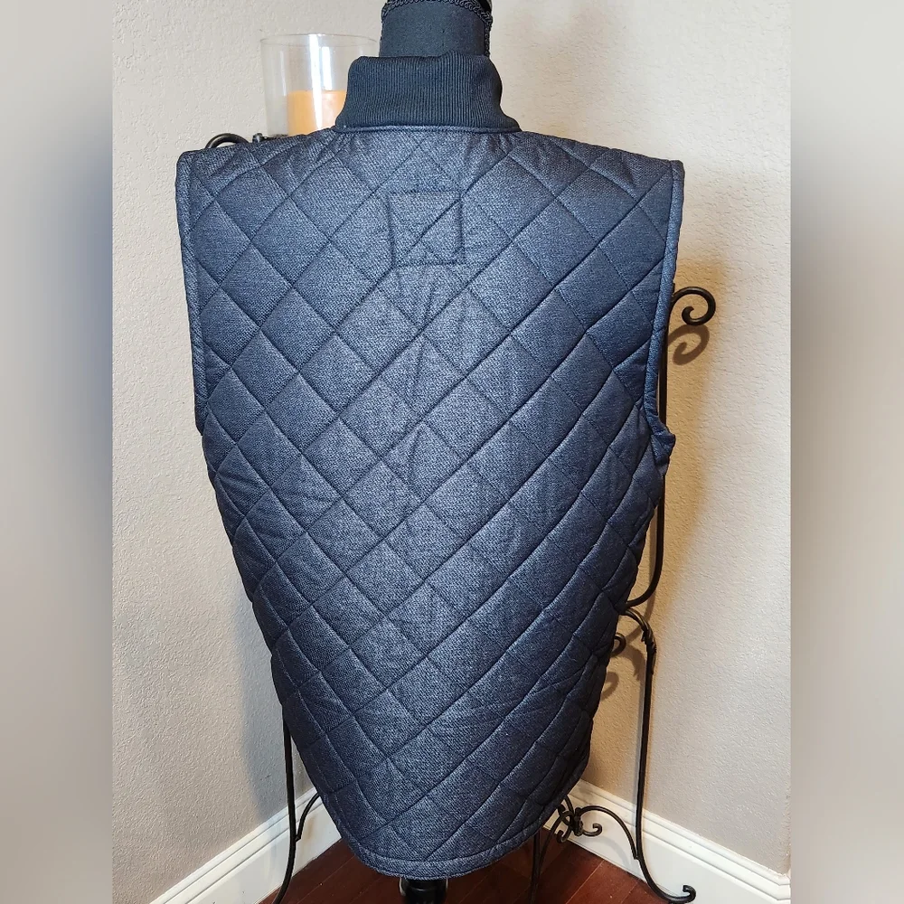 The North Face Men's Cuchillo 2.0 Quilted Dark Gray Fleece Lined Vest. Size L. - Picture 2 of 9